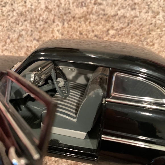 James Dean Model 1949 Mercury Coup - Picture 11 of 12